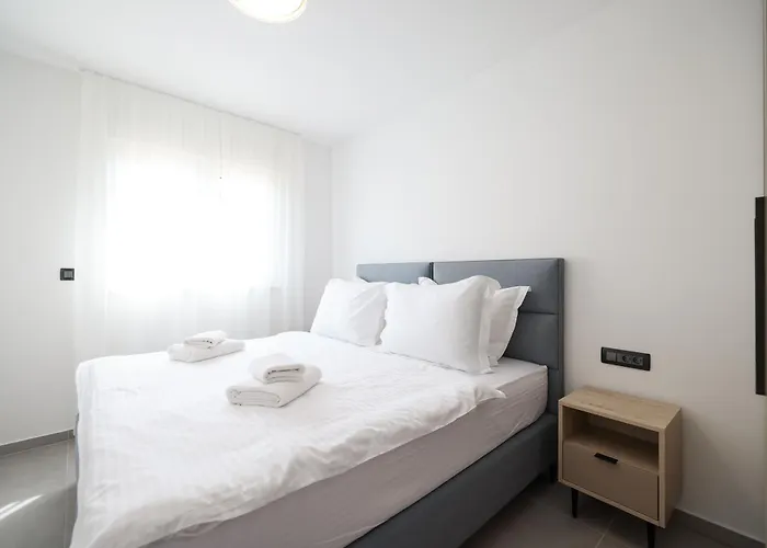 Апартаменты By The Sea Privlaka, Zadar - 23479 *