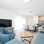 Apartman By The Sea Privlaka, Zadar - 23479 Privlaka