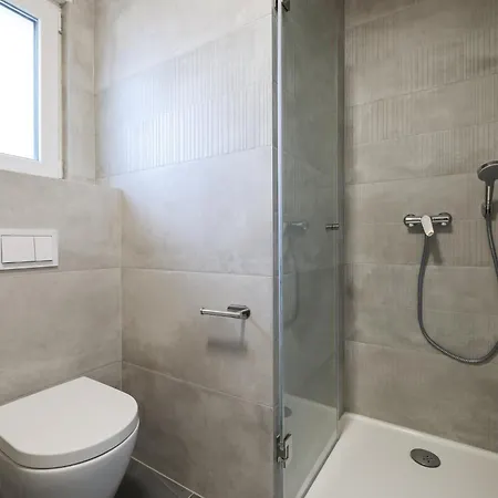 Apartamento By The Sea Privlaka, Zadar - 23479